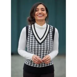 EQL Women's Houndstooth Sweater Vest - Black/Soft White -Equestrian Supplies 694436 800 800